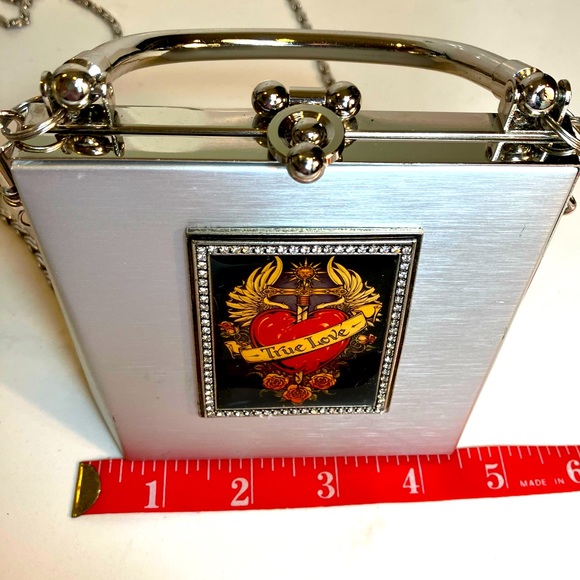 Small silver Ed Hardy (inspired) “True Love” purse (brand unknown) - Picture 6 of 9
